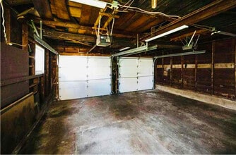 108 Ellsworth Ave in Elizabeth, PA - Building Photo - Building Photo