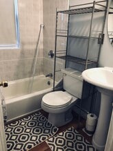 53 Germain Ave, Unit 2R in Quincy, MA - Building Photo - Building Photo