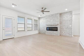 7004 SW Orange Ave in Bentonville, AR - Building Photo - Building Photo