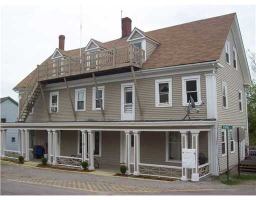 195 Main St in Stockton Springs, ME - Building Photo