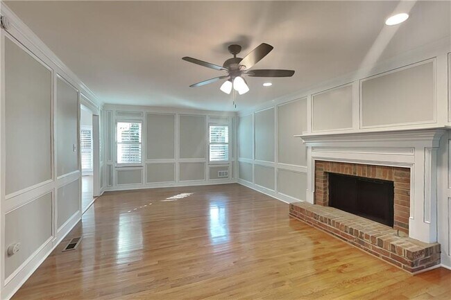 3298 Robinson Oaks Way NE in Marietta, GA - Building Photo - Building Photo