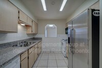 2133 W Morten Ave photo'