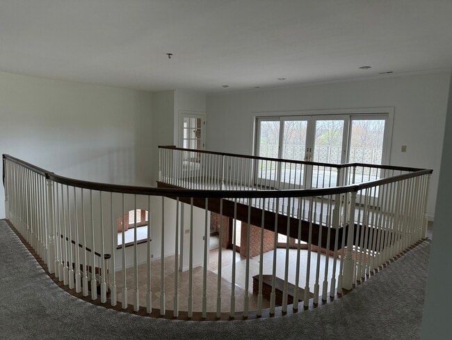 18020 Edwards Ferry Rd in Poolesville, MD - Building Photo - Building Photo