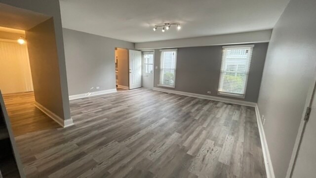 2541 Prairieview Ln S in Aurora, IL - Building Photo