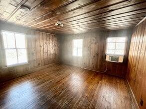 301 W Fearing St in Elizabeth City, NC - Building Photo - Building Photo