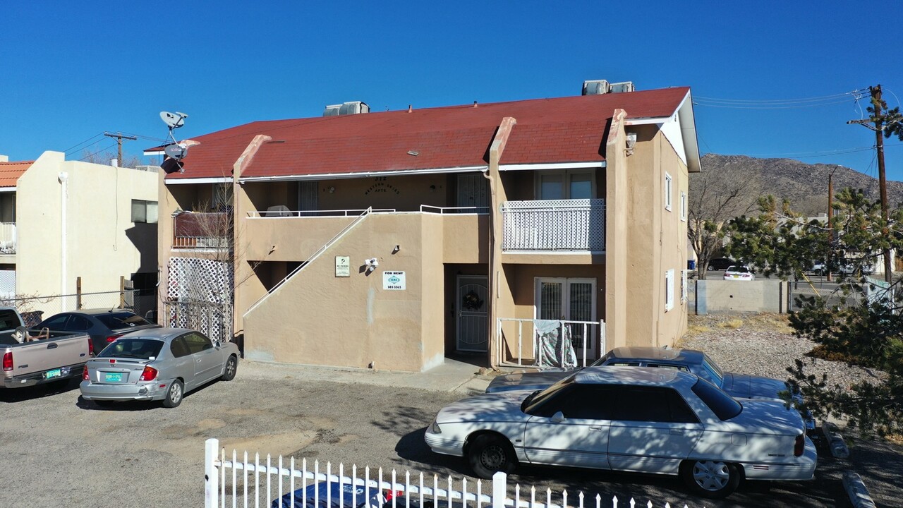 312 Western Skies Dr in Albuquerque, NM - Building Photo