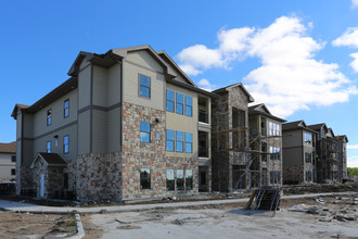 Bella Vista in Alton, TX - Foto de edificio - Building Photo