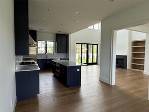 3 Margareta Ct in Westhampton Beach, NY - Building Photo - Building Photo