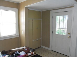 943 Ohio St in Lawrence, KS - Building Photo - Building Photo