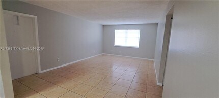 4522 SW 54th St in Fort Lauderdale, FL - Building Photo - Building Photo