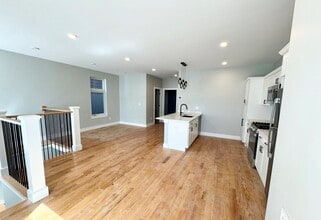 16 Baker Ct in Boston, MA - Building Photo - Building Photo