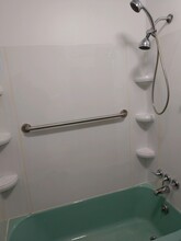 1357 N Main Ave, Unit 2nd flr in Scranton, PA - Foto de edificio - Building Photo