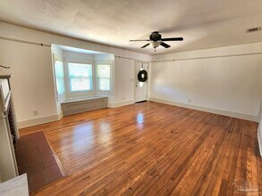 2781 N 16th Ave in Pensacola, FL - Building Photo - Building Photo