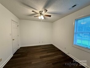 131 McKendree Rd in Mooresville, NC - Building Photo - Building Photo