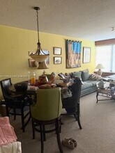 1481 NE Miami Gardens Dr in Miami, FL - Building Photo - Building Photo