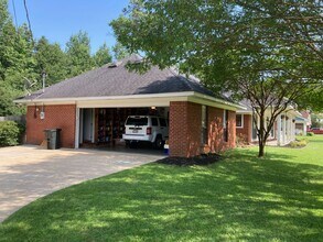 29 Scarlet Dr in Columbus, MS - Building Photo - Building Photo