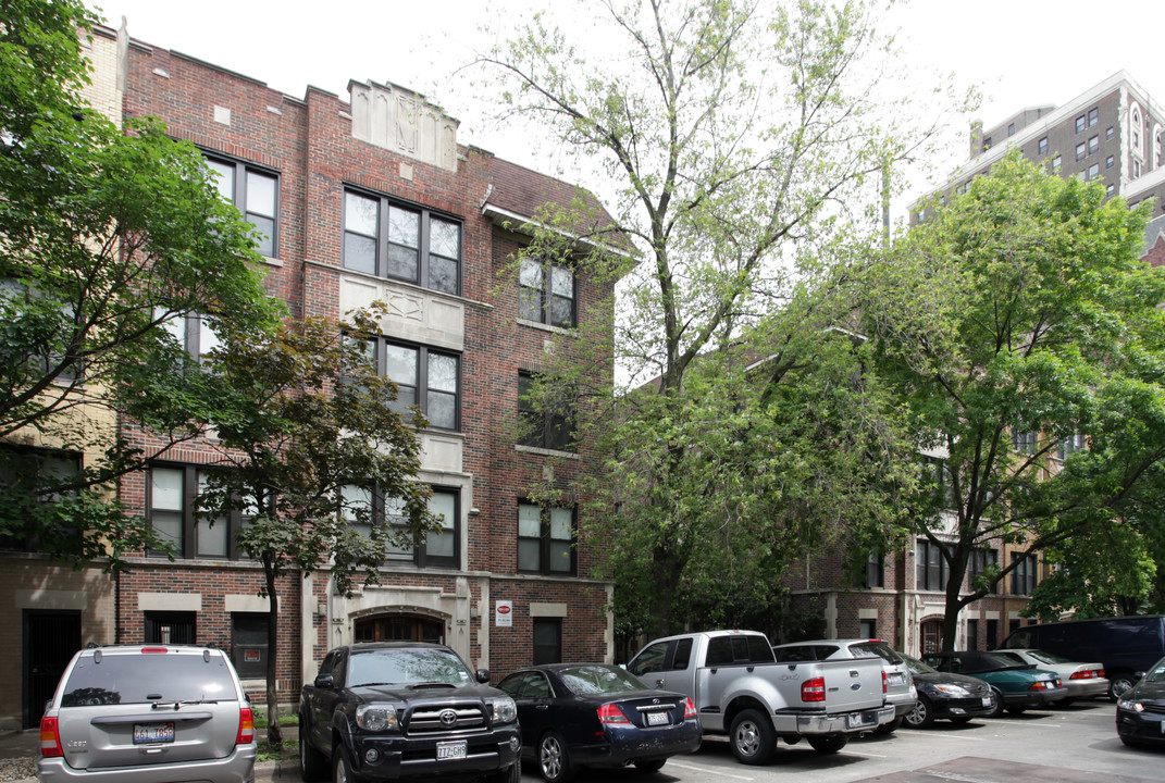 Everett Commons in Chicago, IL - Building Photo