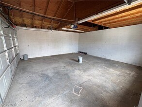 111 Dogwood St in Henderson, NV - Building Photo - Building Photo