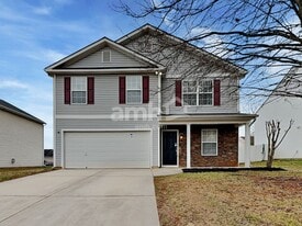 704 Overlook Rd in Lowell, NC - Building Photo