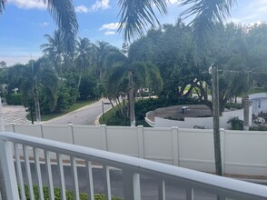 3181 S Ocean Dr, Unit 306W in Hallandale Beach, FL - Building Photo - Building Photo