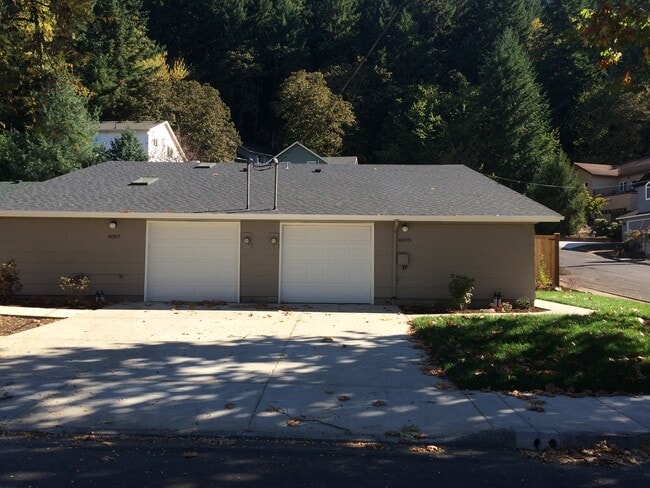 property at 4097-4099 Potter Pl