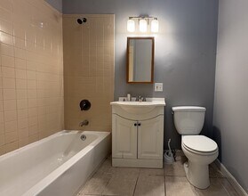 68 Elm St in Marlborough, MA - Building Photo - Building Photo