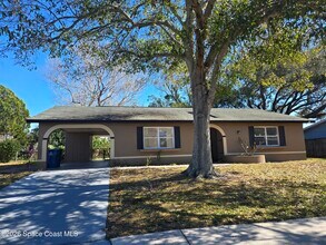 771 Onyx Dr NE in Palm Bay, FL - Building Photo - Building Photo