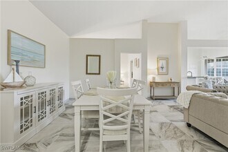 2150 Aberdeen Ln in Naples, FL - Building Photo - Building Photo