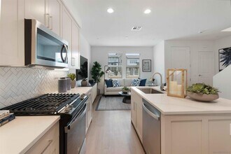 2030 Calle Trebon in Chula Vista, CA - Building Photo - Building Photo