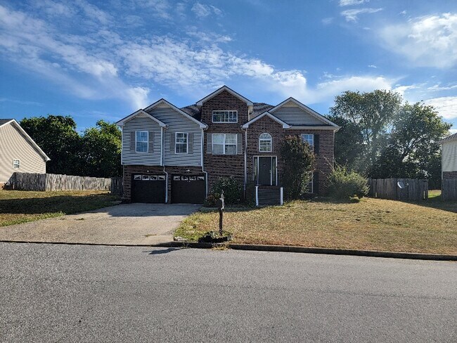 3725 Harvest Ridge in Clarksville, TN - Building Photo - Building Photo