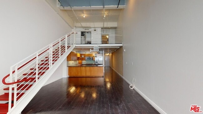1130 Flower St in Los Angeles, CA - Building Photo - Building Photo