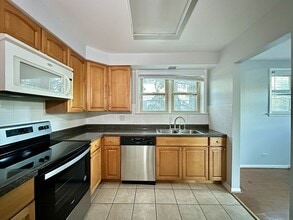 8644 Skokie Blvd in Skokie, IL - Building Photo - Building Photo