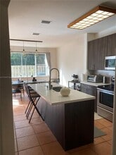 11232 NW 54th Terrace in Doral, FL - Building Photo - Building Photo