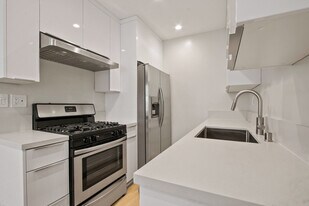 1451 Franklin St, Unit 2 in Santa Monica, CA - Building Photo