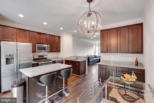 4600 Potomac Highlands Cir in Triangle, VA - Building Photo - Building Photo