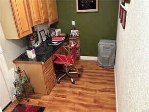 1020 S San Marino Way in Anaheim, CA - Building Photo - Building Photo