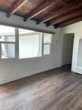 125 Avenida Buena Ventura in San Clemente, CA - Foto de edificio - Building Photo