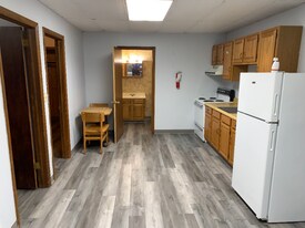 34 E Ridge Ave in Bloomsburg, PA - Building Photo