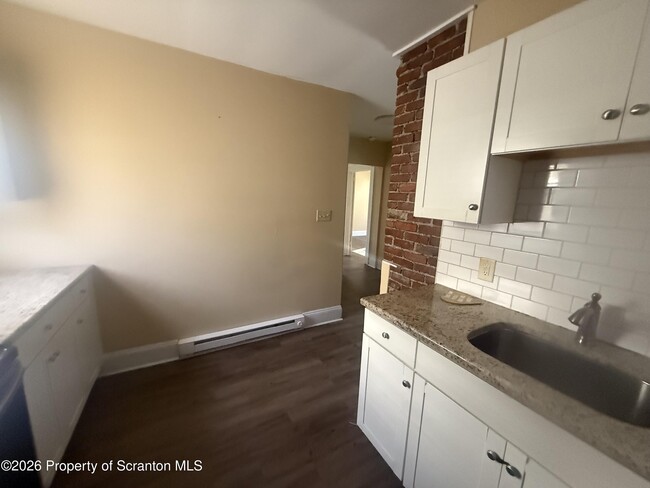 1614 Linden St in Scranton, PA - Building Photo - Building Photo