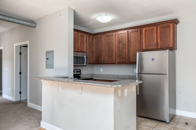 Clinton Street Commons Apartments in Syracuse, NY - Building Photo - Interior Photo