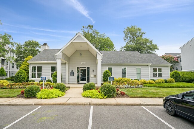 Pilot House Apartments - Tax Credit in Newport News, VA - Building Photo - Building Photo