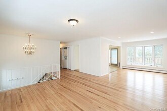 860 Beckman Dr in North Bellmore, NY - Building Photo - Building Photo