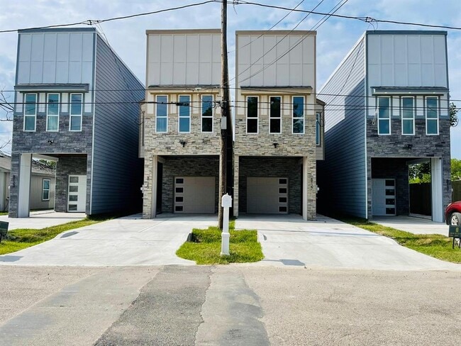 property at 8125 St Louis St