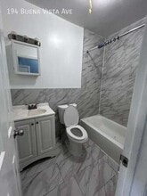 194 Buena Vista Ave in Yonkers, NY - Building Photo - Building Photo