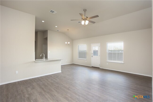 property at 3428 Scott Cir