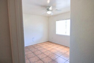 9975 W Lynx Dr in Arizona City, AZ - Building Photo - Building Photo