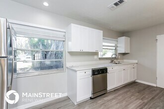 5427 Knollwood Pl in Sarasota, FL - Building Photo - Building Photo