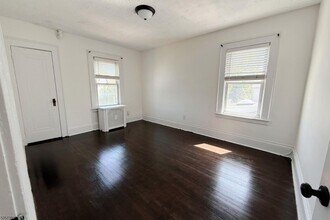 203 Feronia Wy in Rutherford, NJ - Building Photo - Building Photo