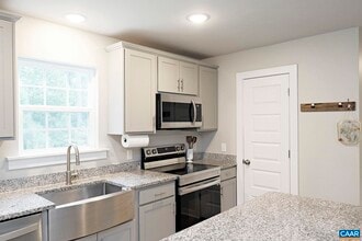 100 Kyle Ct in Zion Crossroads, VA - Building Photo - Building Photo