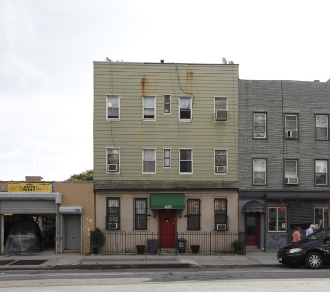 420 Union Ave in Brooklyn, NY - Building Photo - Building Photo